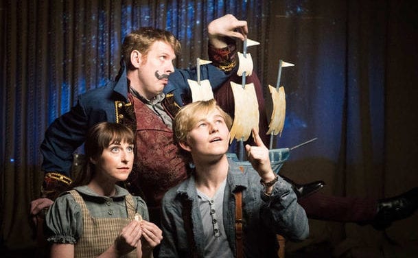 You’ll never want to grow up with PETER AND THE STARCATCHER