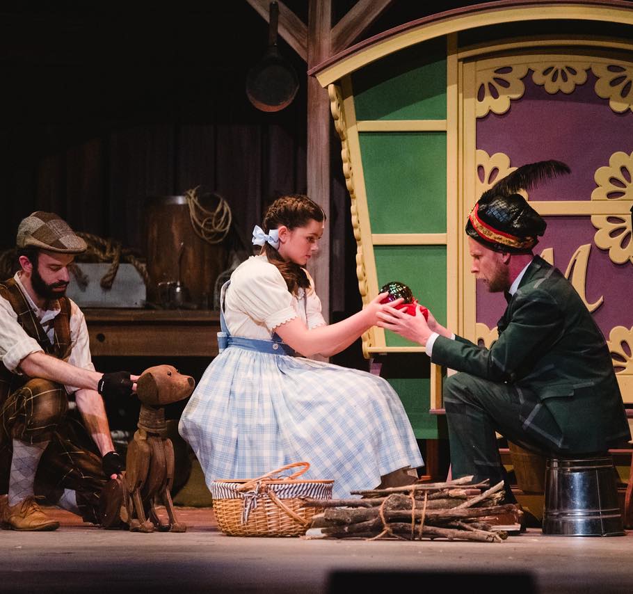 Tradition and Hi-Tech Blend Seamlessly in Broadway-Ready 'Wizard of Oz', Chicago News