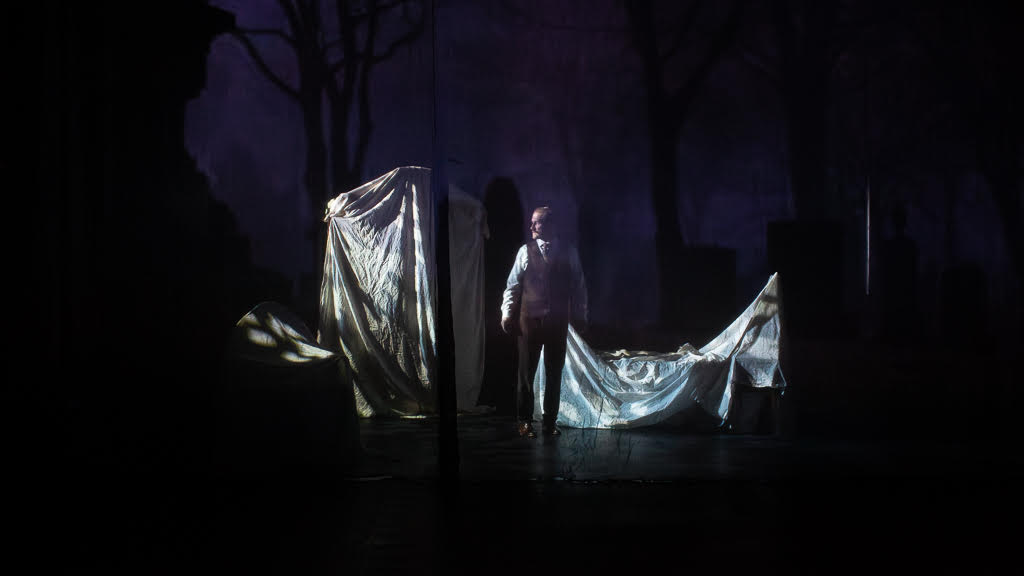 Silence as Specter: The Woman in Black at Parker Theatre